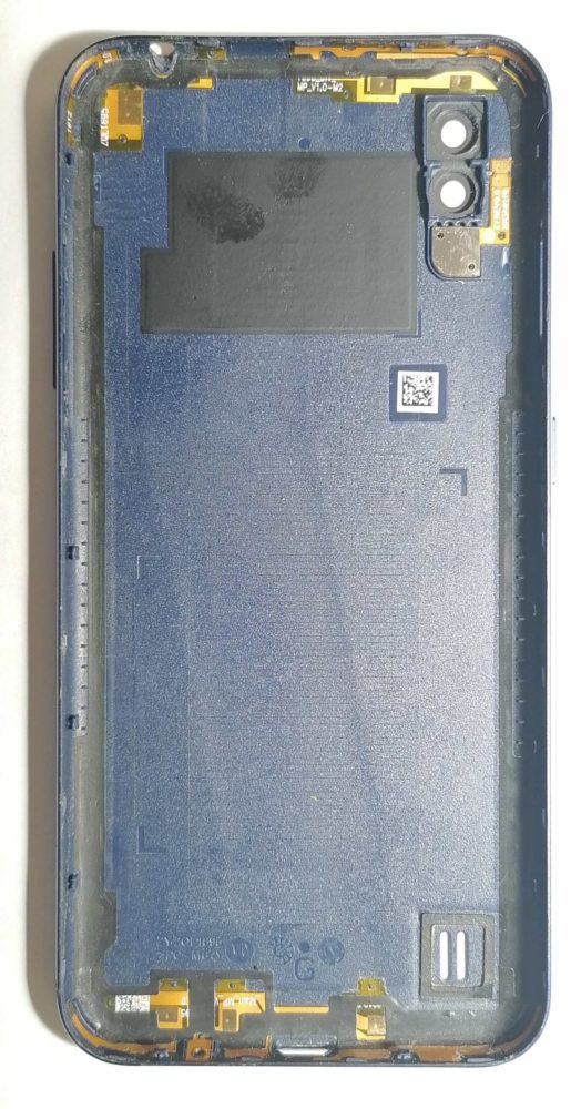 Samsung Galaxy A01 SM-A015F Задняя крышка+антенны+толкатели кнопок (снятый, оригинал) — изображение 2