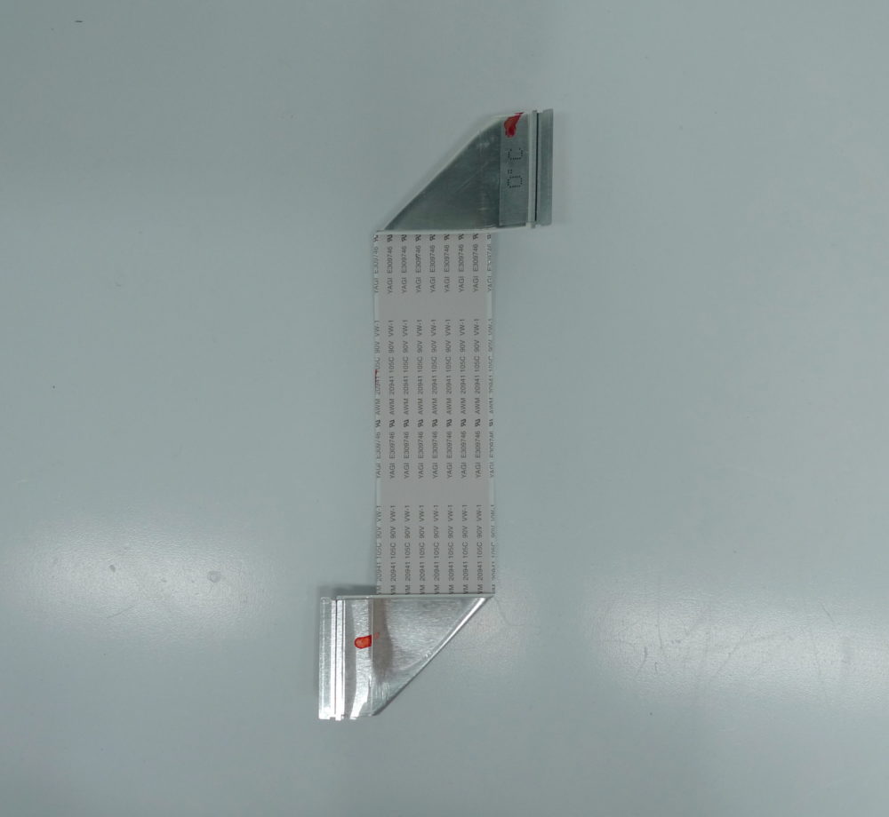 Шлейф для ТВ YAGI E309746 AWM 20941 105C 90V VW-1 200*32 мм 60 pin (снятый, оригинал)
