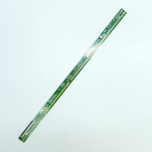Планка матрицы ТВ 6870S-1172A LC320EUD SOURCE RIGHT 2010.09.06 (снятый, оригинал)