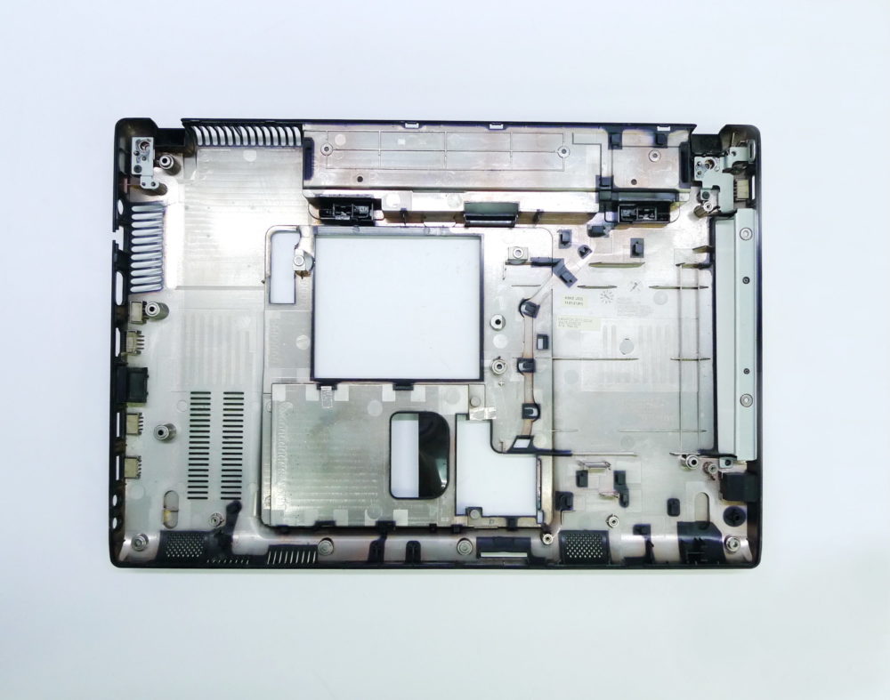 Нижняя часть корпуса (поддон) для Samsung R425-L (снятый, оригинал) — изображение 2